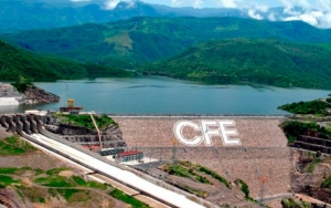 CFE afirma que genera más electricidad con fuentes limpias que los privados  
