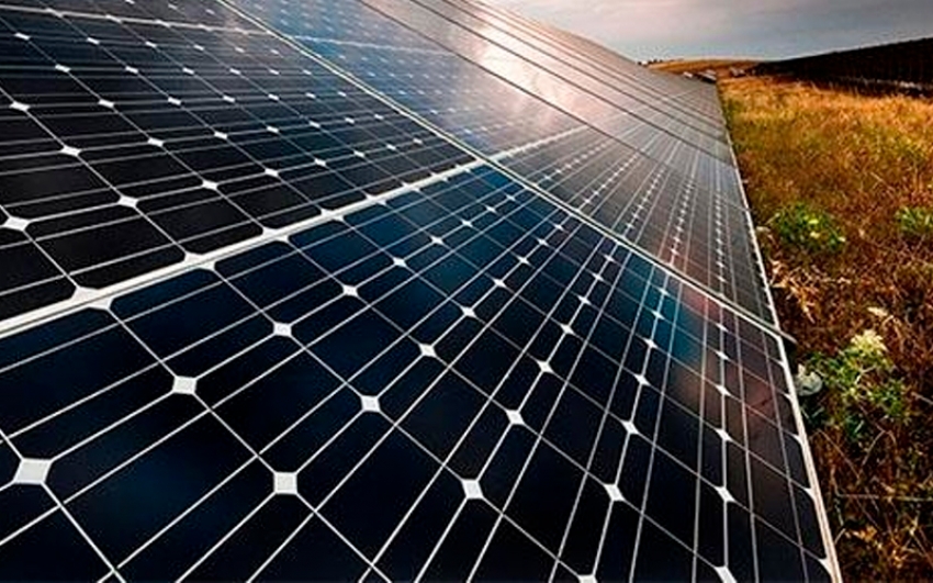 Evaluación del efecto de la polución ambiental en la generación de una planta fotovoltaica