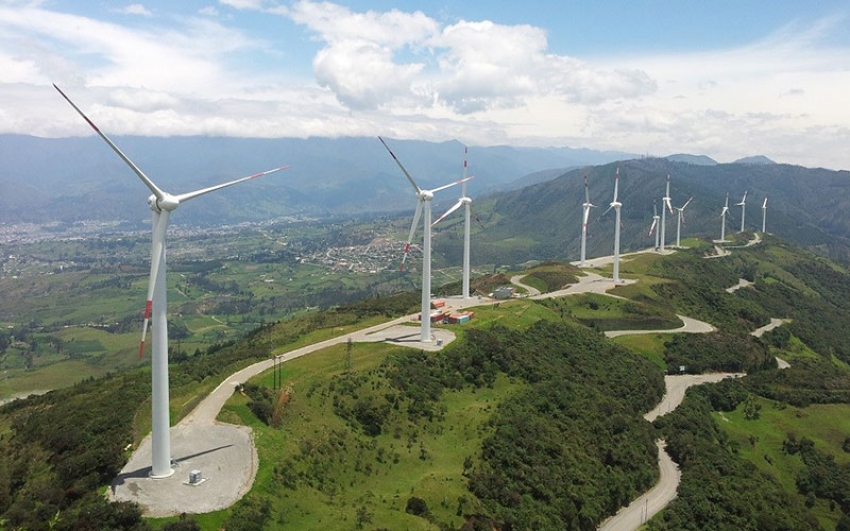 Central eólica Minas de Huascachaca se convierte en la más grande del Ecuador