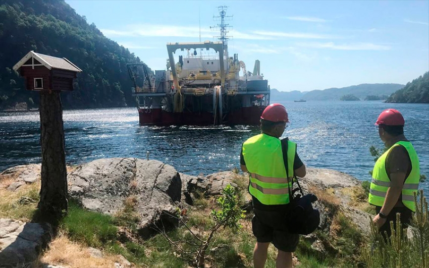 Cable submarino conecta redes de energía limpia de Alemania y Noruega