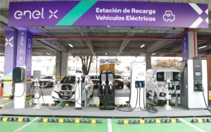 La superioridad de la nueva electrolinera de Unicentro Bogotá