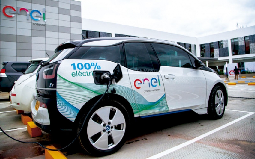 Enel-Codensa estrena nuevo punto de recarga para vehículos eléctricos en Chía