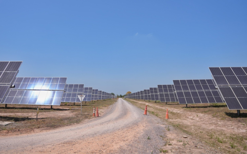 En Colombia, se inauguró el Parque Solar La Loma con 387 hectáreas de paneles solares