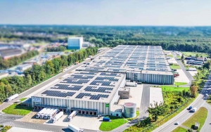 Alemania pone en funcionamiento gigantesca instalación solar fotovoltaica equivalente a 14 campos de fútbol