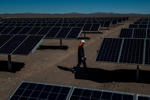 En Atacama buscarán reducir brecha en electricidad para cerca de 1.800 familias