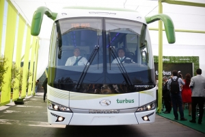 Chile pone en funcionamiento primer bus eléctrico intermunicipal.