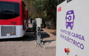 Gobierno de Chile inaugura “electroterminales” de recarga para transporte público en el país